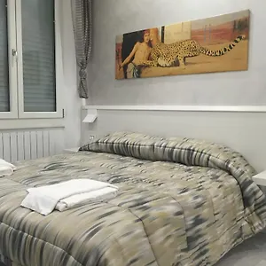 Picaflor Art & 2* Milan