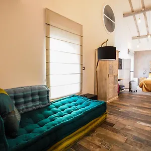 Guest house Rosso Cortese